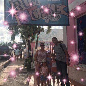 Meet your Posher, Christina